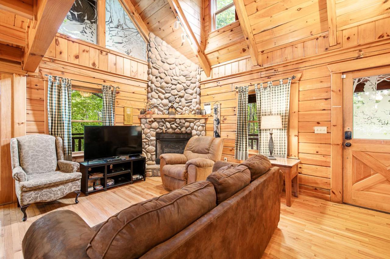 Bear Pleasures Villa Gatlinburg Exterior photo