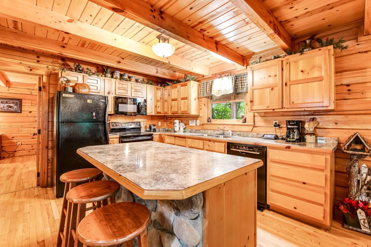 Bear Pleasures Villa Gatlinburg Exterior photo